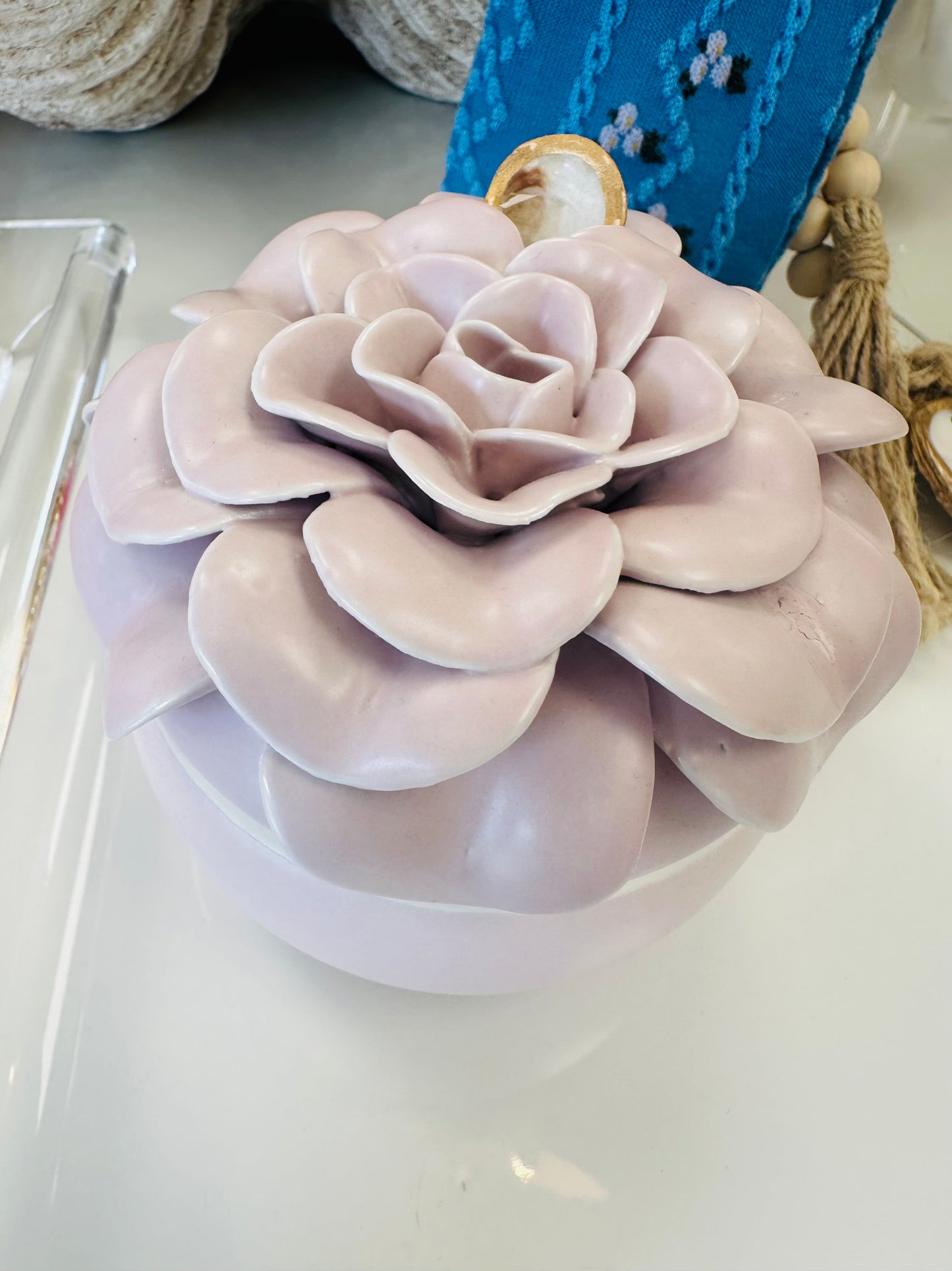 Floral Candle with Gilded Oyster Detail