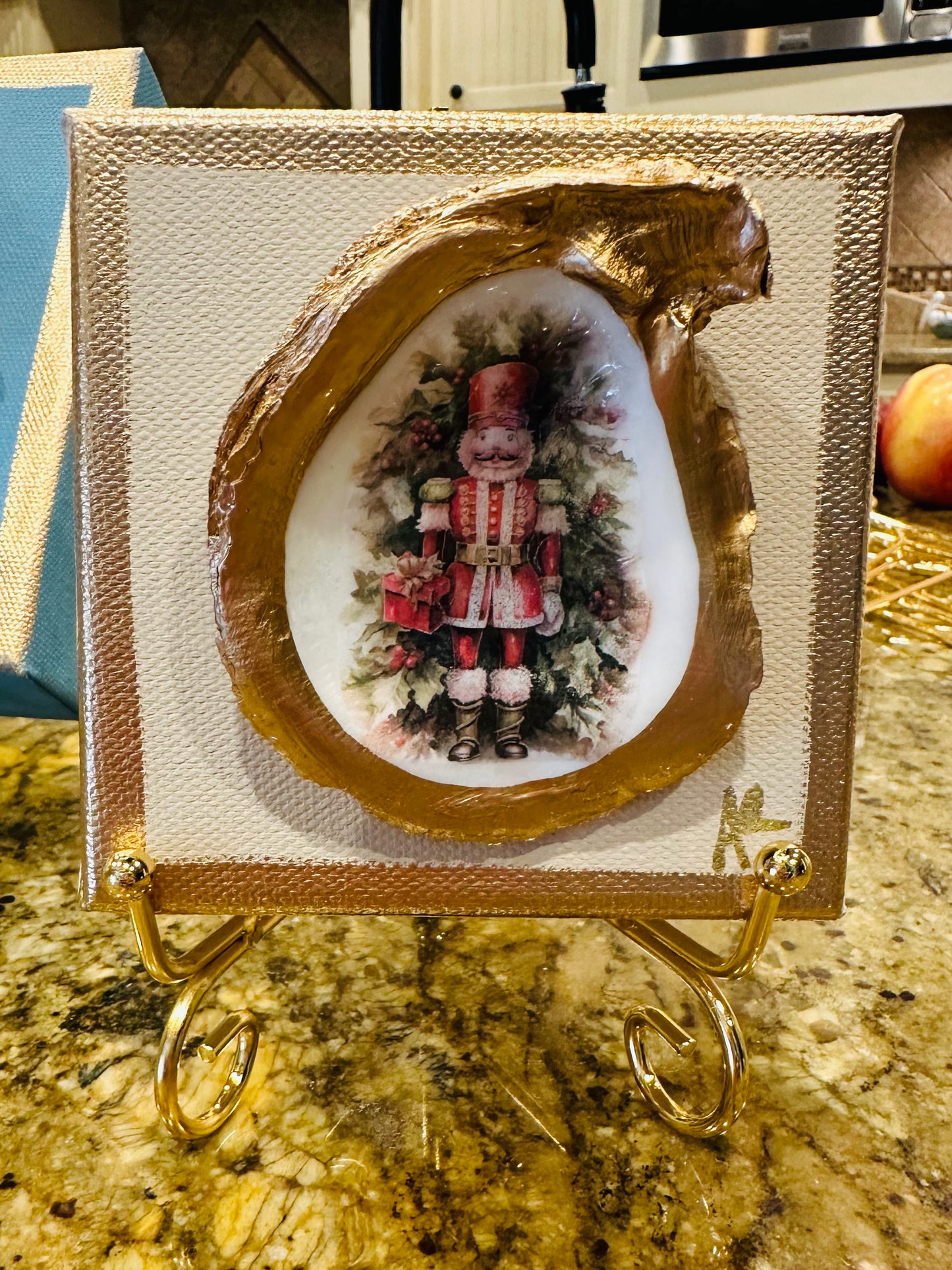 Nutcracker Gilded Oyster Canvas with Stand