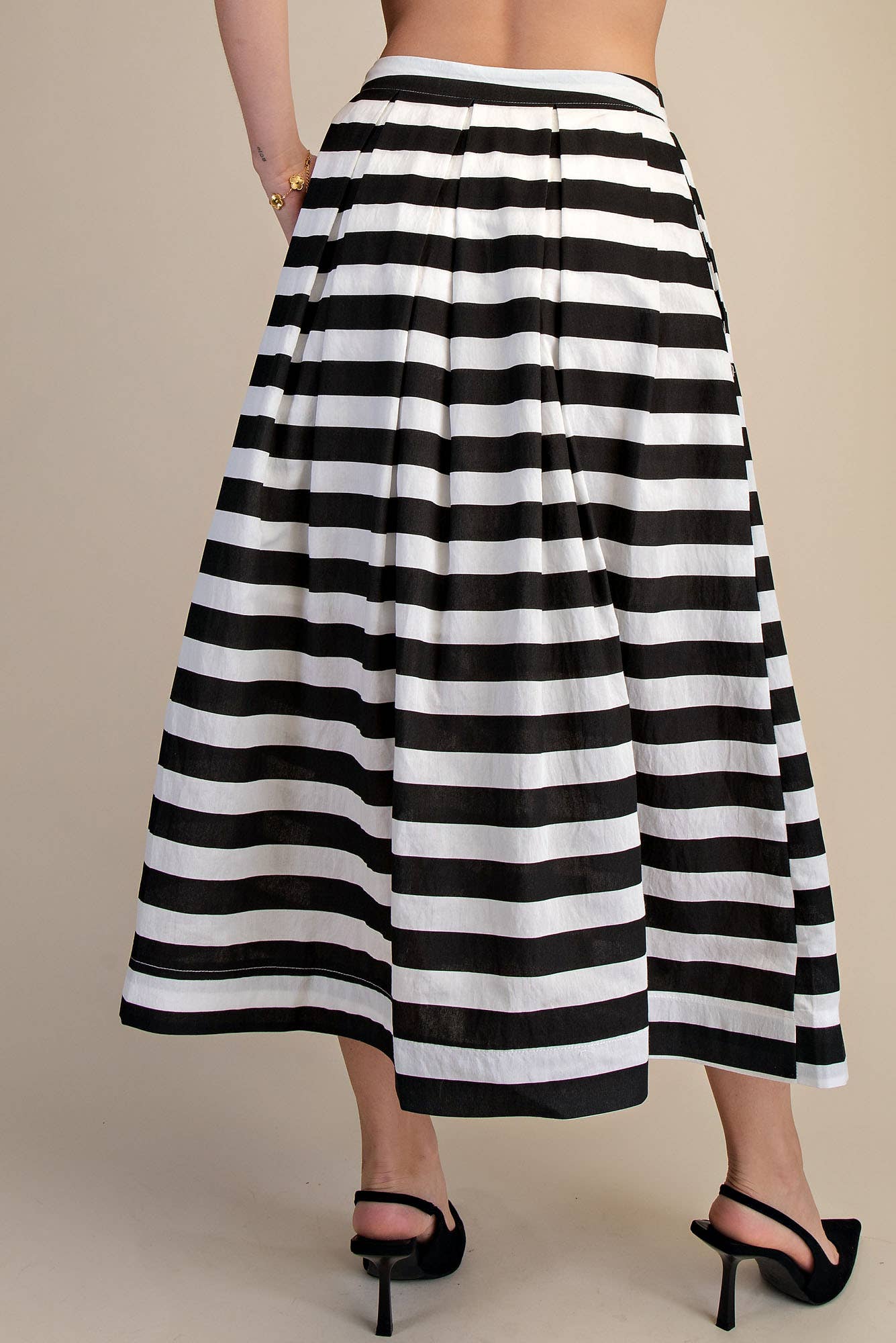 Black and White Stripe Full Pleated Midi Skirt
