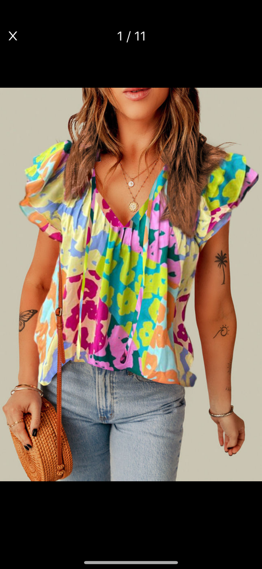 Multicolor Leopard Flutter Sleeve V Neck Crinkled Blouse