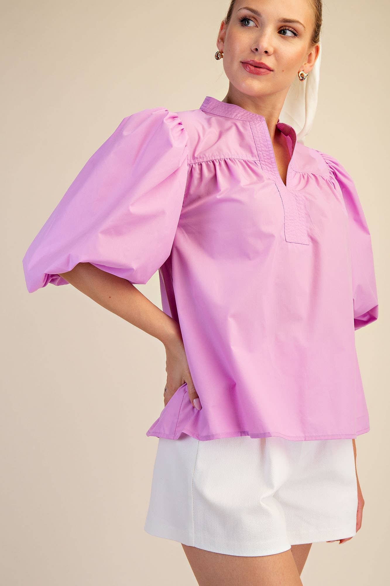China Collar V-Neck Bubble Sleeve Poplin Top