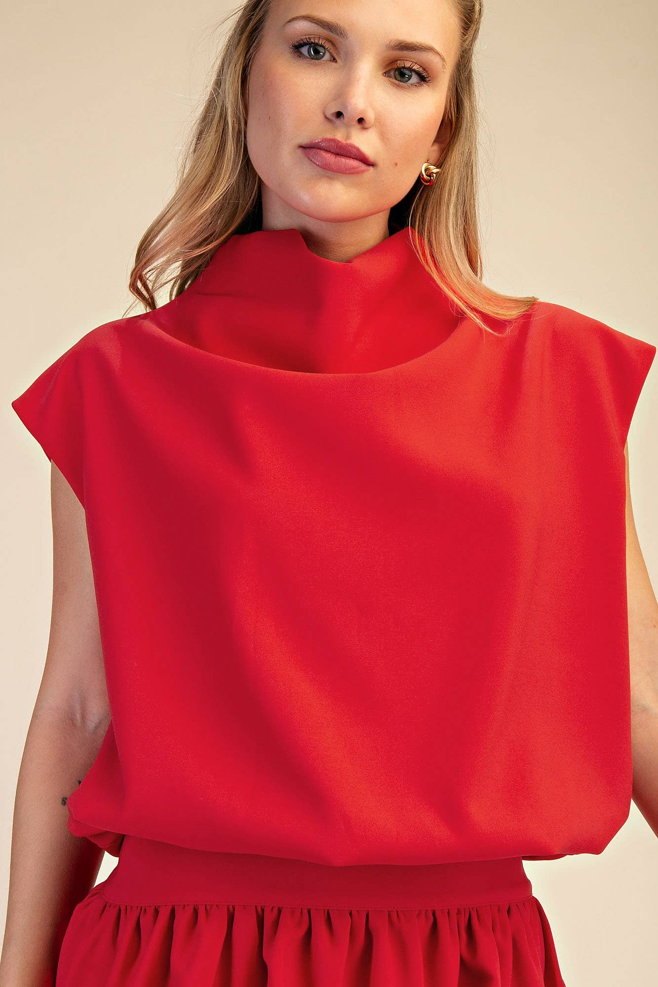 Mock Neck Balloon Top