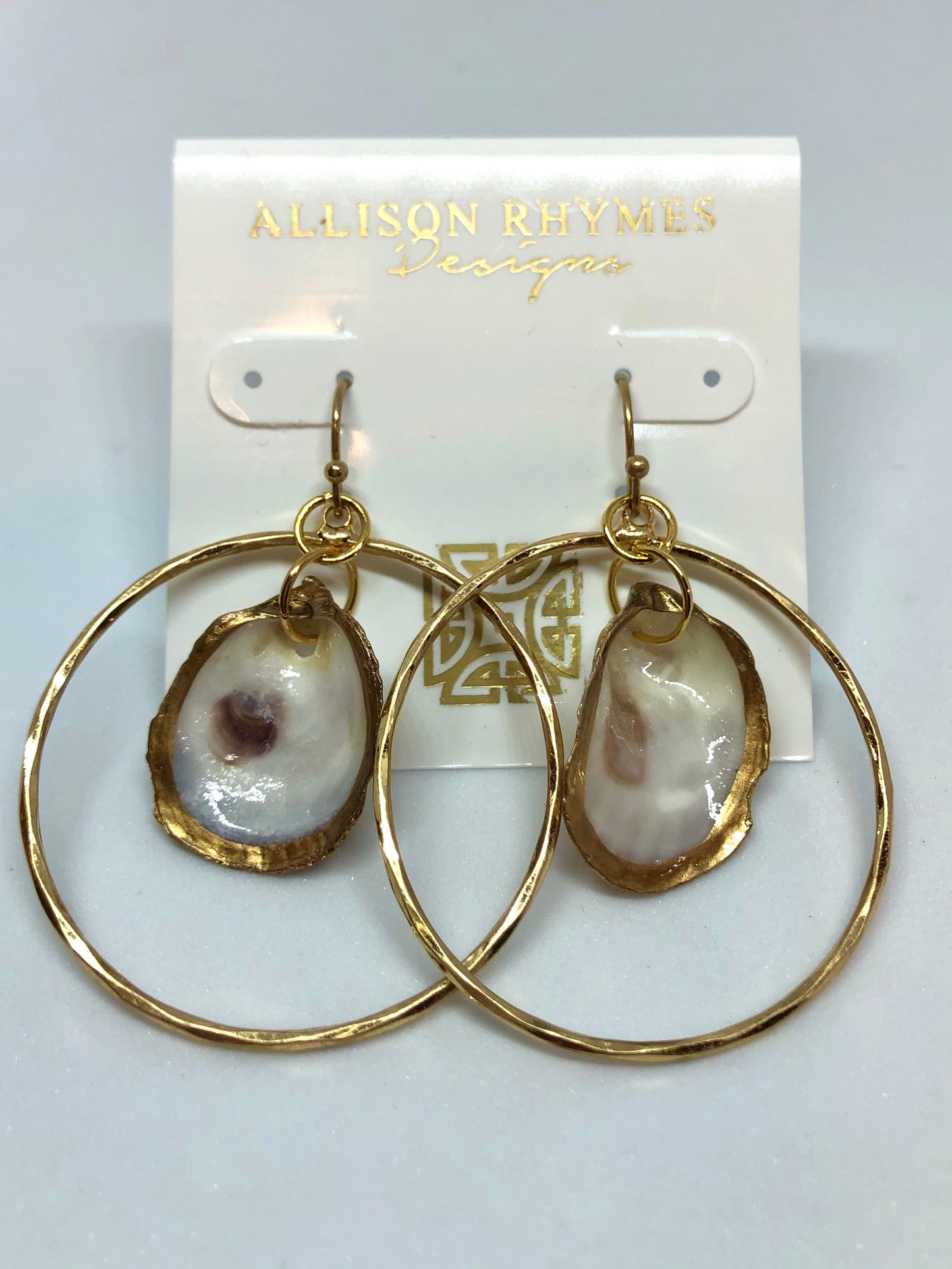 Gold Round Oyster Hoop Earrings